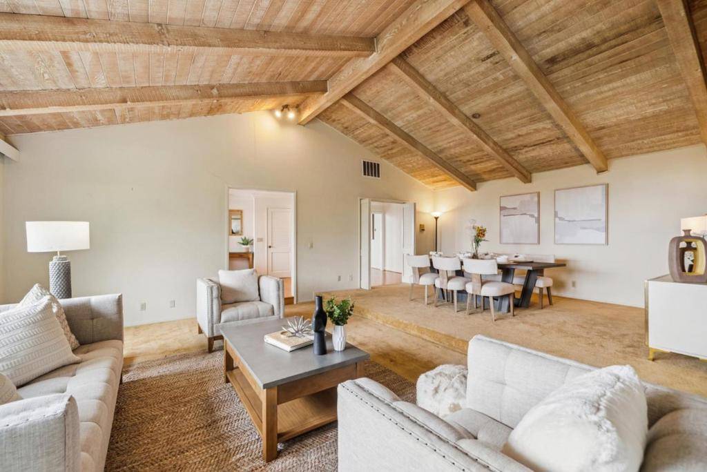 Saratoga, CA 95070,21193 Michaels DR