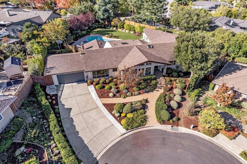 Saratoga, CA 95070,20802 SEVILLA LN