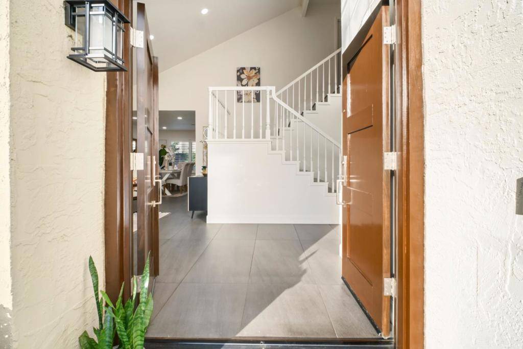 Milpitas, CA 95035,785 Aaron Park DR