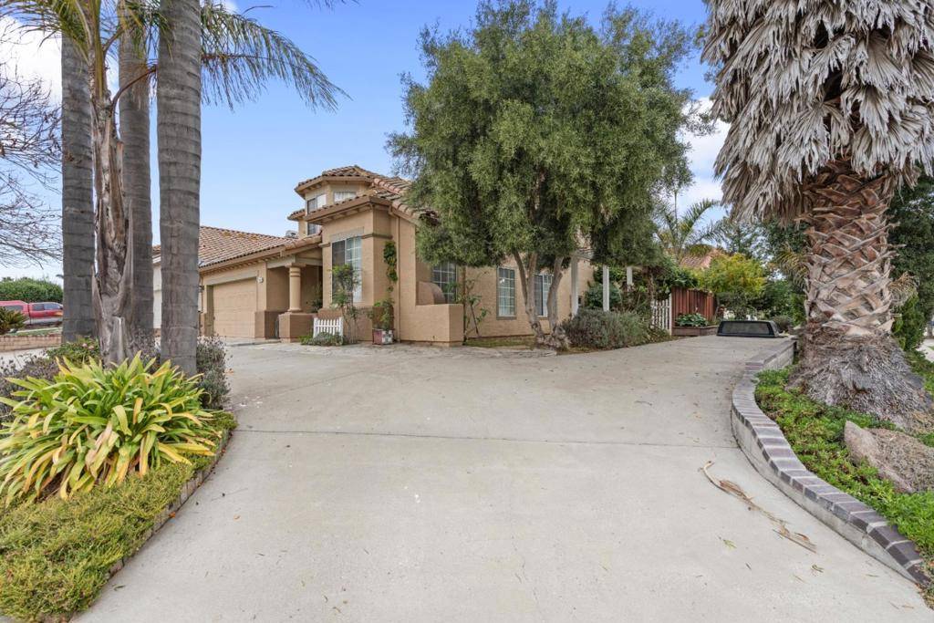 Salinas, CA 93906,1258 De Cunha CT