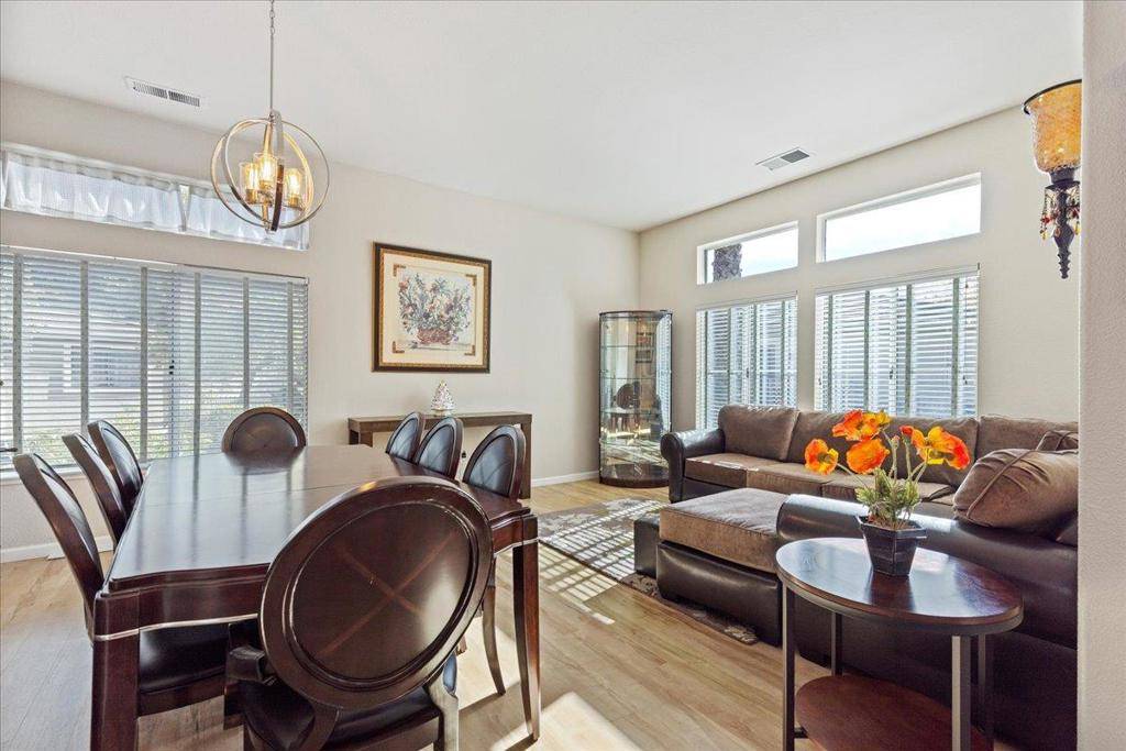 Brentwood, CA 94513,490 Chesapeake TER