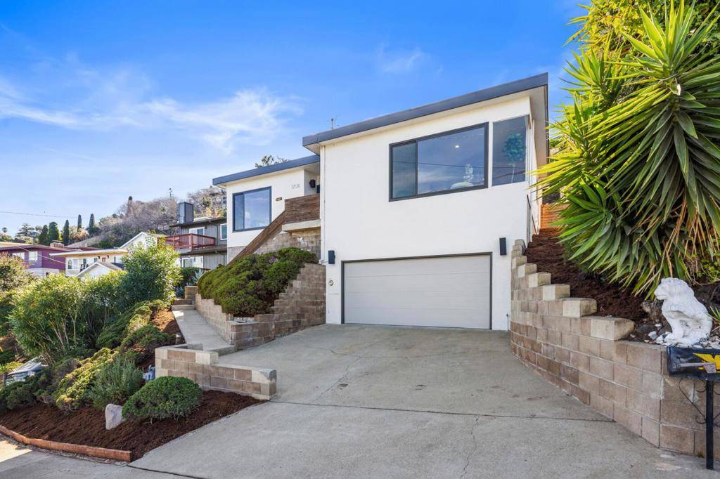 Belmont, CA 94002,1708 Mills AVE