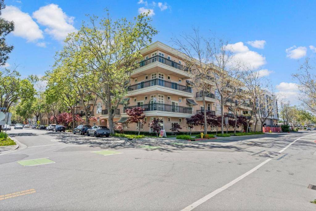 Palo Alto, CA 94306,200 Sheridan AVE #406