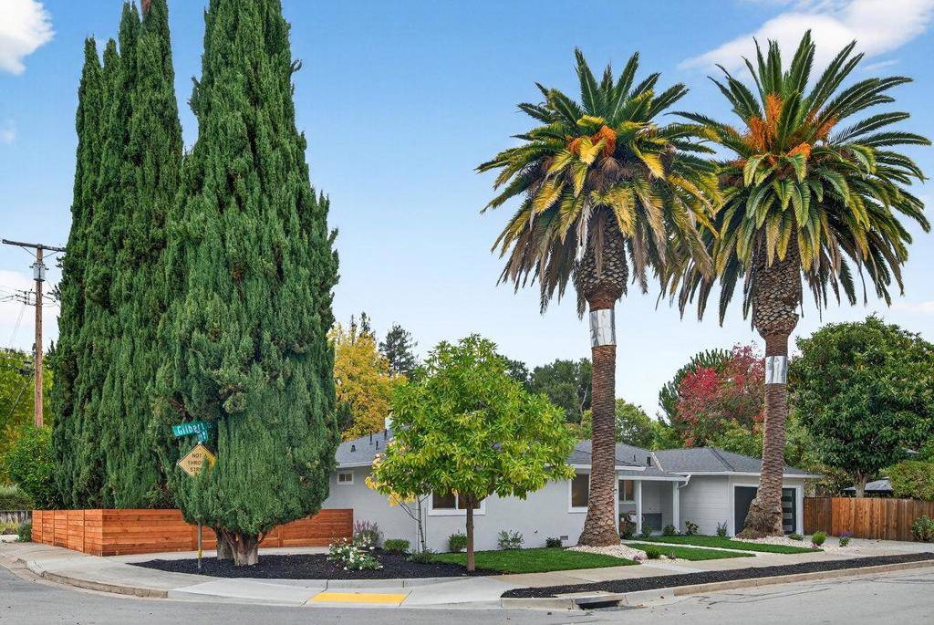 Menlo Park, CA 94025,430 Gilbert AVE
