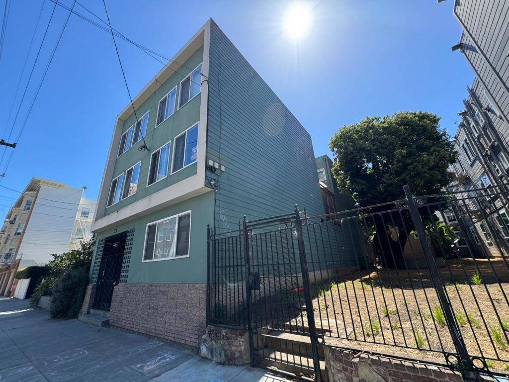 San Francisco, CA 94110,370 Bartlett ST #2