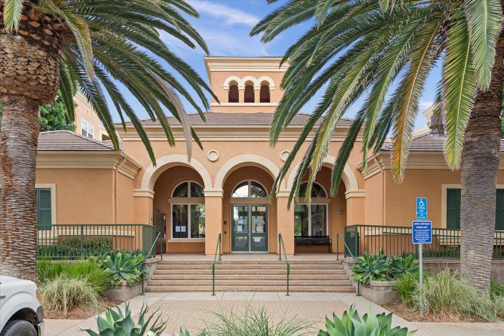 San Jose, CA 95126,1390 Saddle Rack ST #223