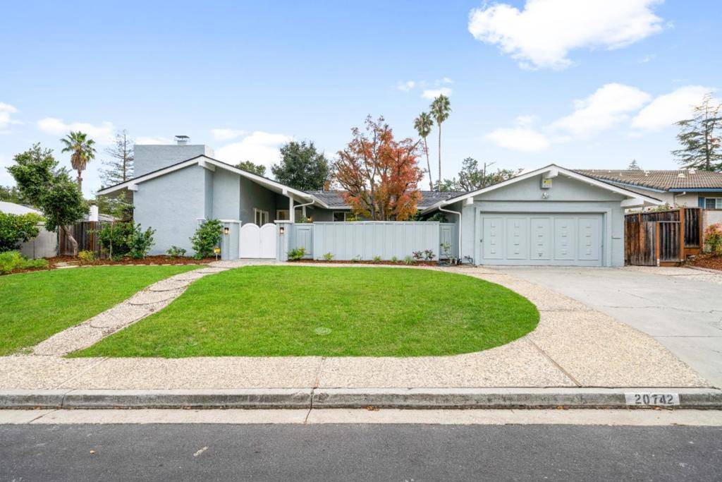 Saratoga, CA 95070,20742 Saint Joan CT