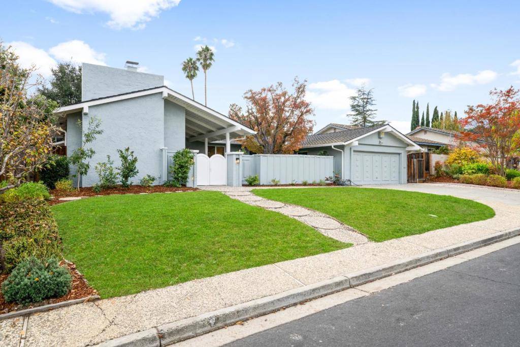 Saratoga, CA 95070,20742 Saint Joan CT