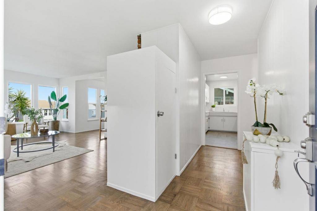 Daly City, CA 94015,1322 Southgate AVE