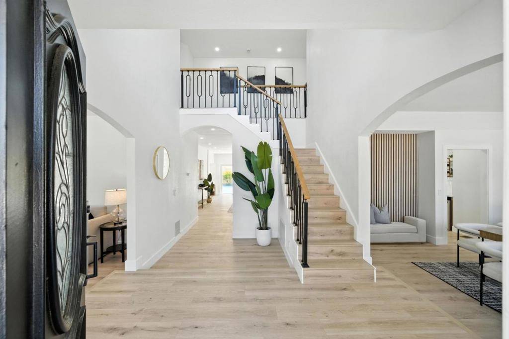 Pleasanton, CA 94588,6650 Johnston RD