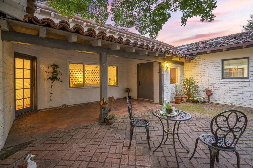 Palo Alto, CA 94306,3691 Laguna AVE