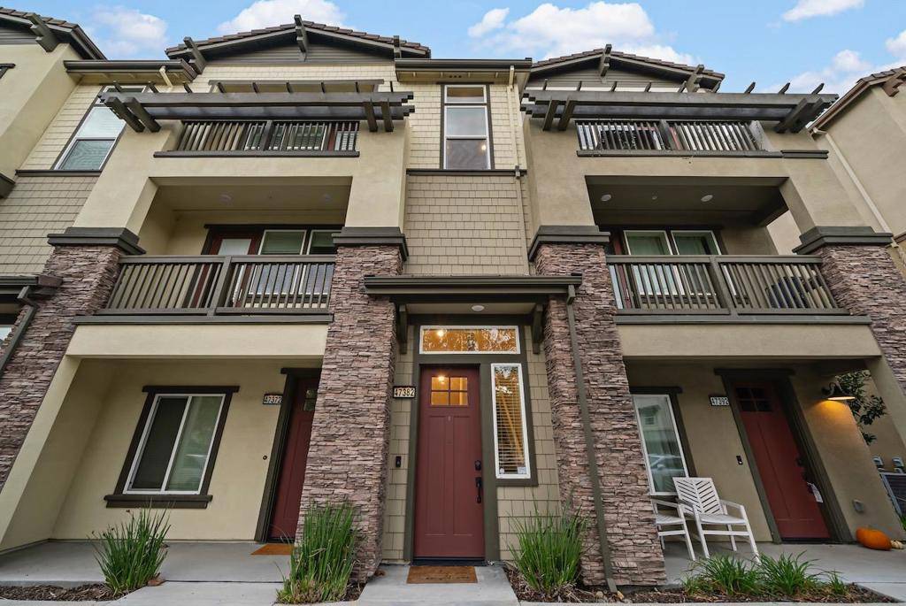 Fremont, CA 94539,47382 Mission Falls CT