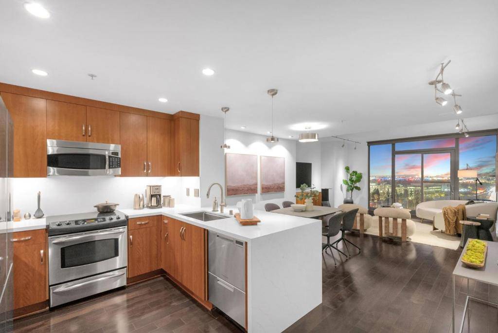 San Jose, CA 95110,38 N Almaden BLVD #1413