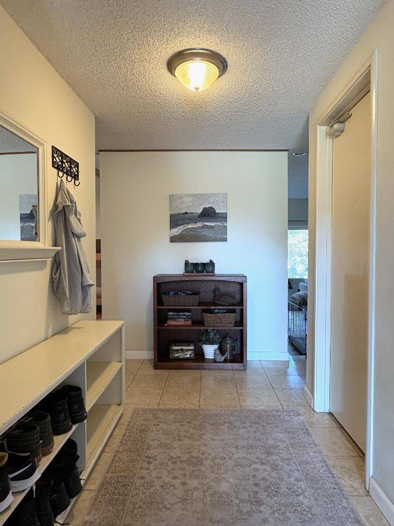 San Jose, CA 95129,5919 Royal Ann DR