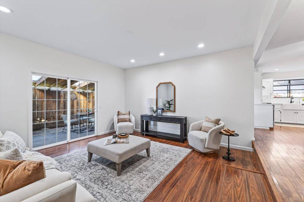 Marina, CA 93933,3049 Sunrise CIR