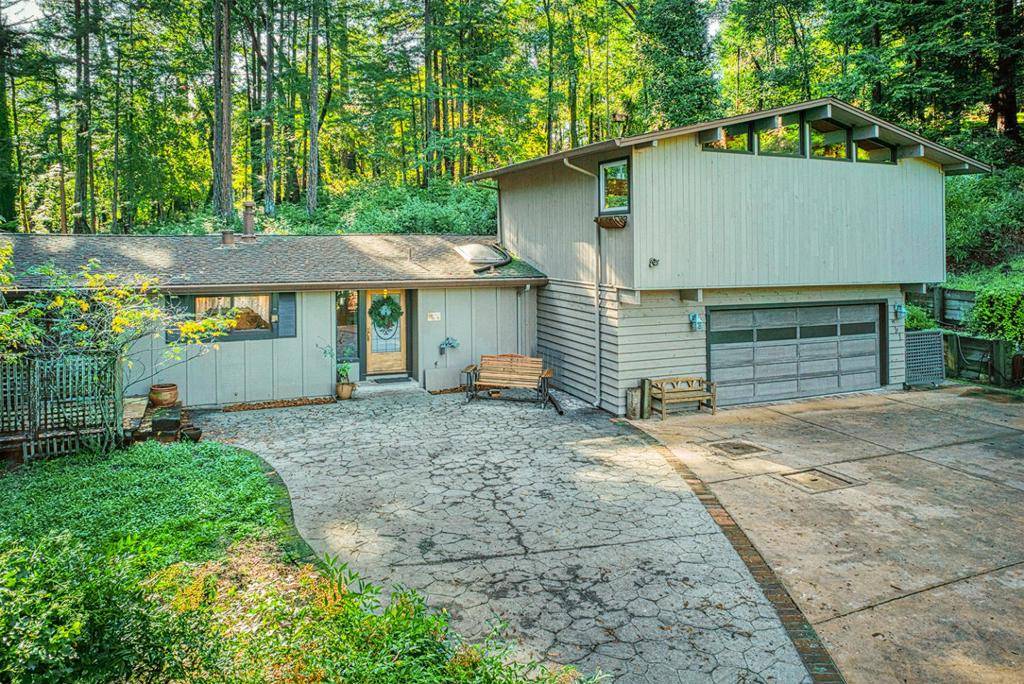 Felton, CA 95018,951 Jenny WAY