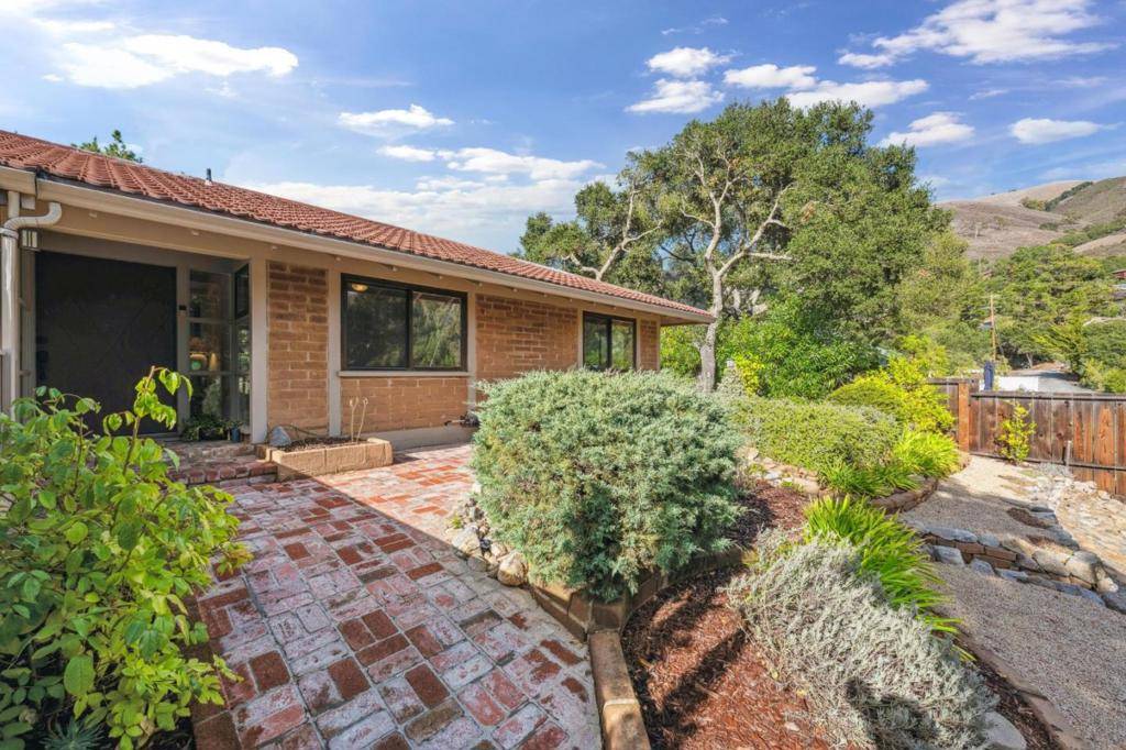 Carmel Valley, CA 93924,760 Country Club DR