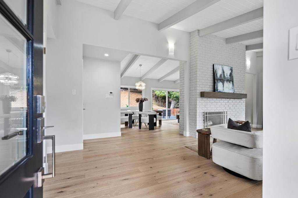 Belmont, CA 94002,1306 North RD