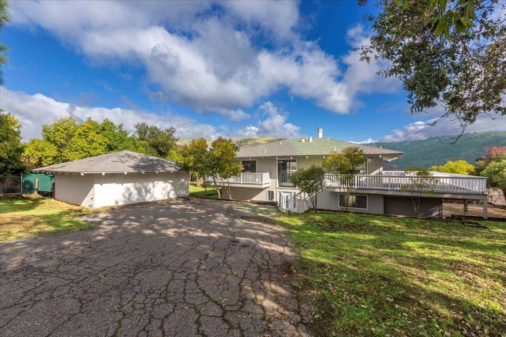 Morgan Hill, CA 95037,16280 Oak Canyon DR