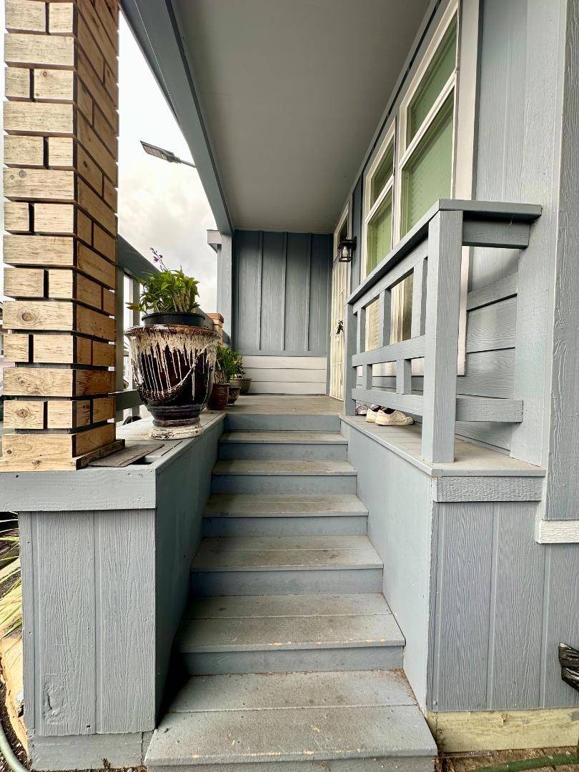 San Jose, CA 95121,1520 E Capitol EXPY