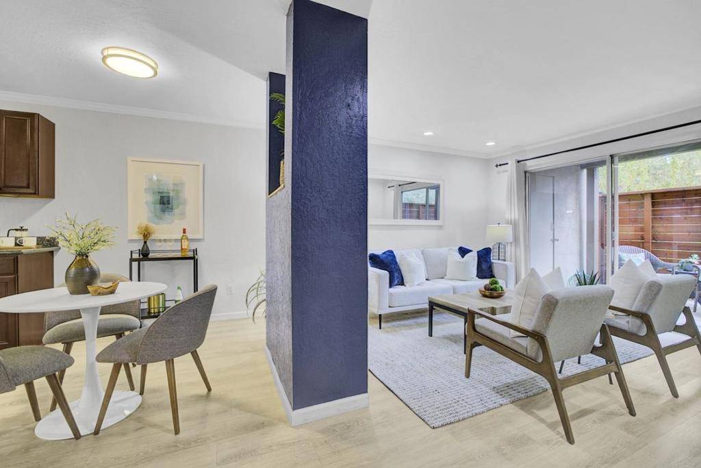 Walnut Creek, CA 94597,2742 Oak RD #191