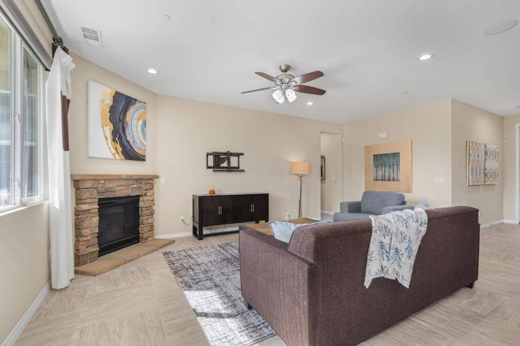 Indio, CA 92203,84317 Falco CT