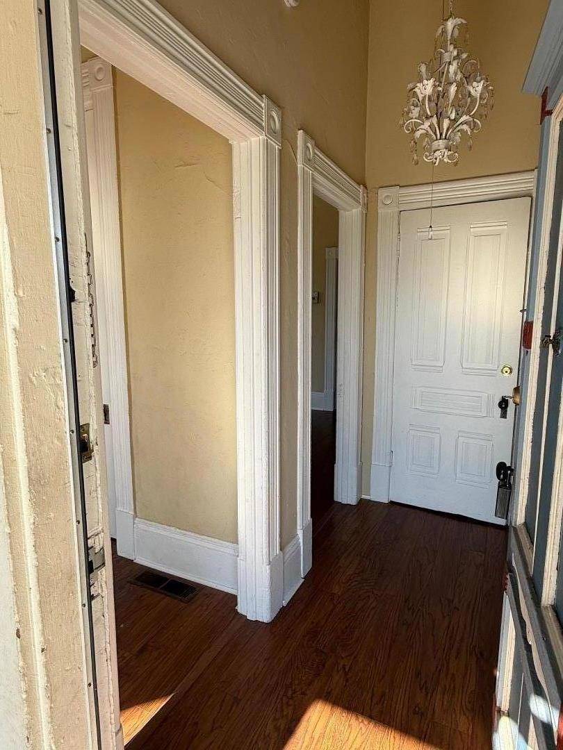 San Juan Bautista, CA 95045,37 Mariposa ST