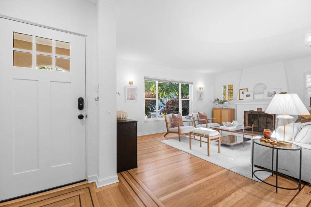 San Mateo, CA 94402,819 S Humboldt ST