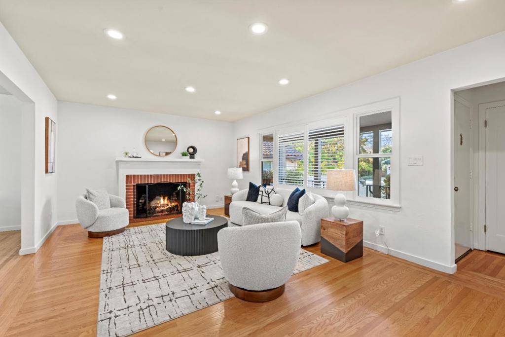 Redwood City, CA 94062,351 Jeter ST