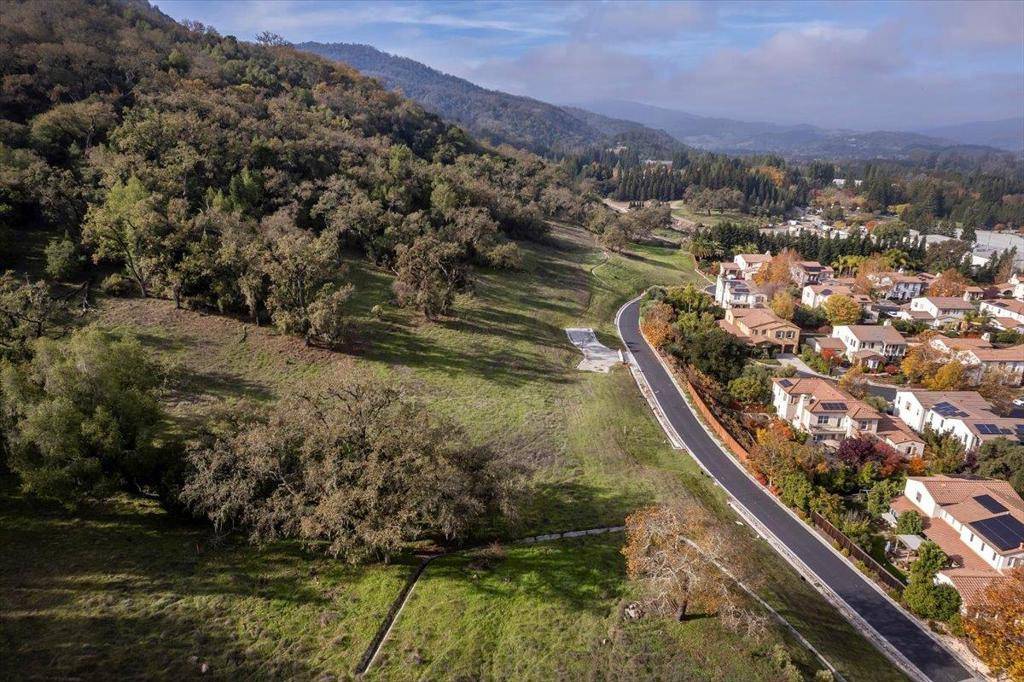 Gilroy, CA 95020,2870 Berwick AVE