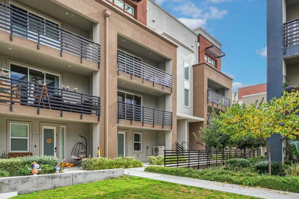 Dublin, CA 94568,5406 Saffron WAY