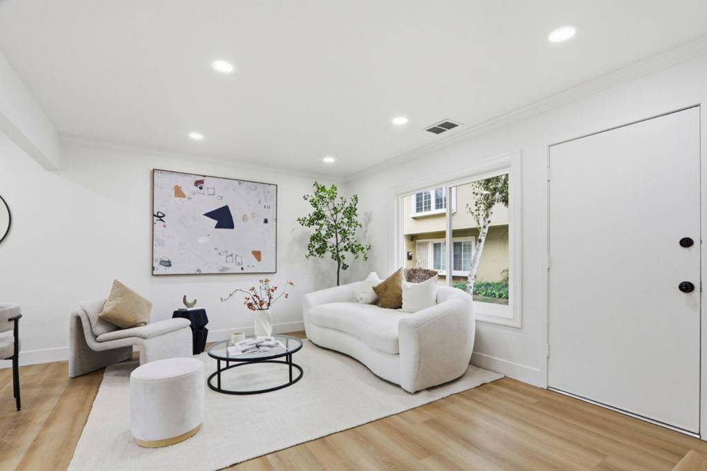 San Jose, CA 95121,2672 Salome Ct