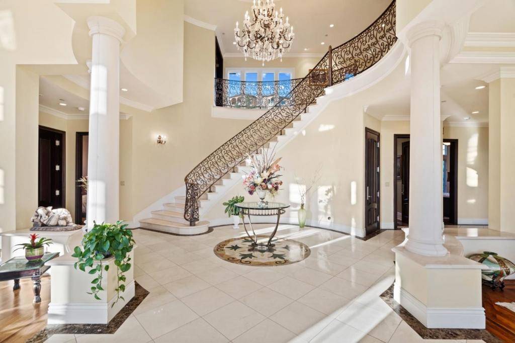 San Jose, CA 95120,20750 Lost Ranch RD