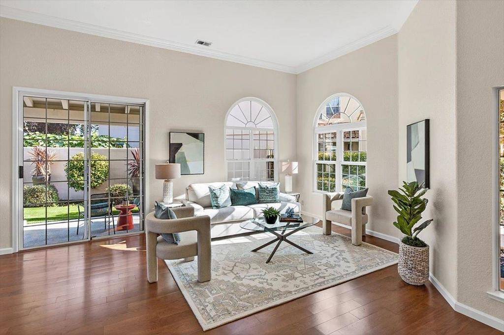 Mountain View, CA 94040,1190 Maria Privada