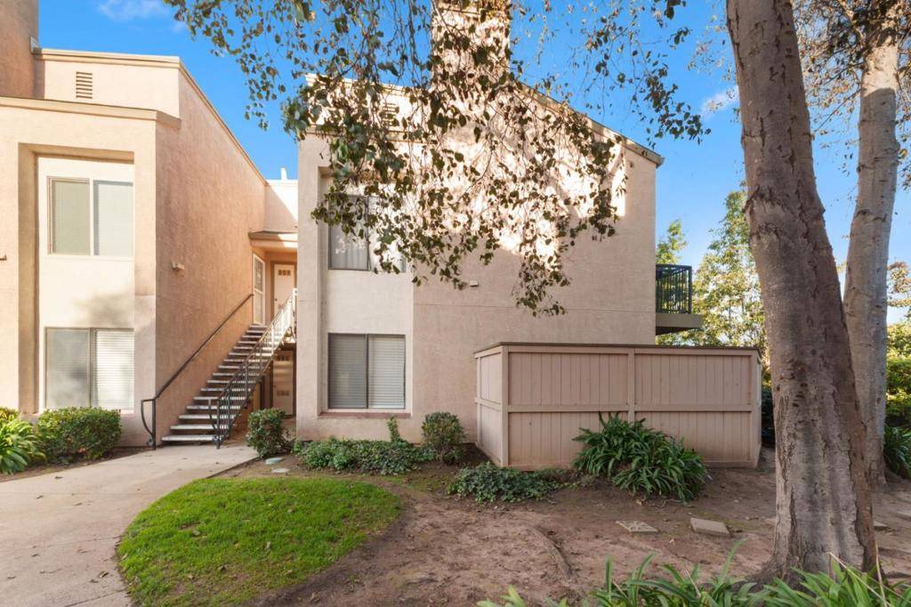 Salinas, CA 93906,2422 N Main ST #F