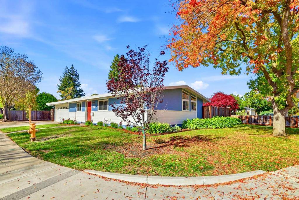 Palo Alto, CA 94303,3839 Ross RD