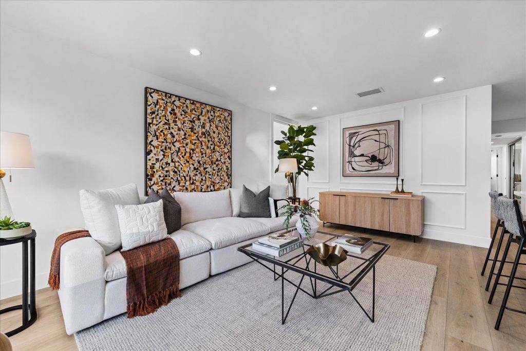 South San Francisco, CA 94080,2319 Tipperary AVE