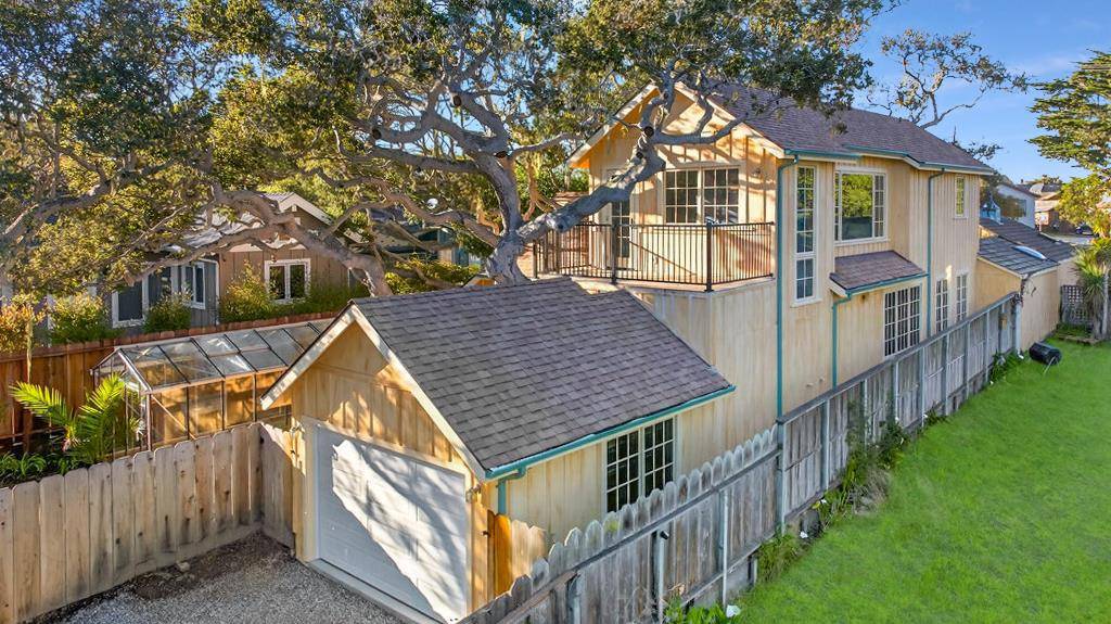 Pacific Grove, CA 93950,421 Eardley AVE