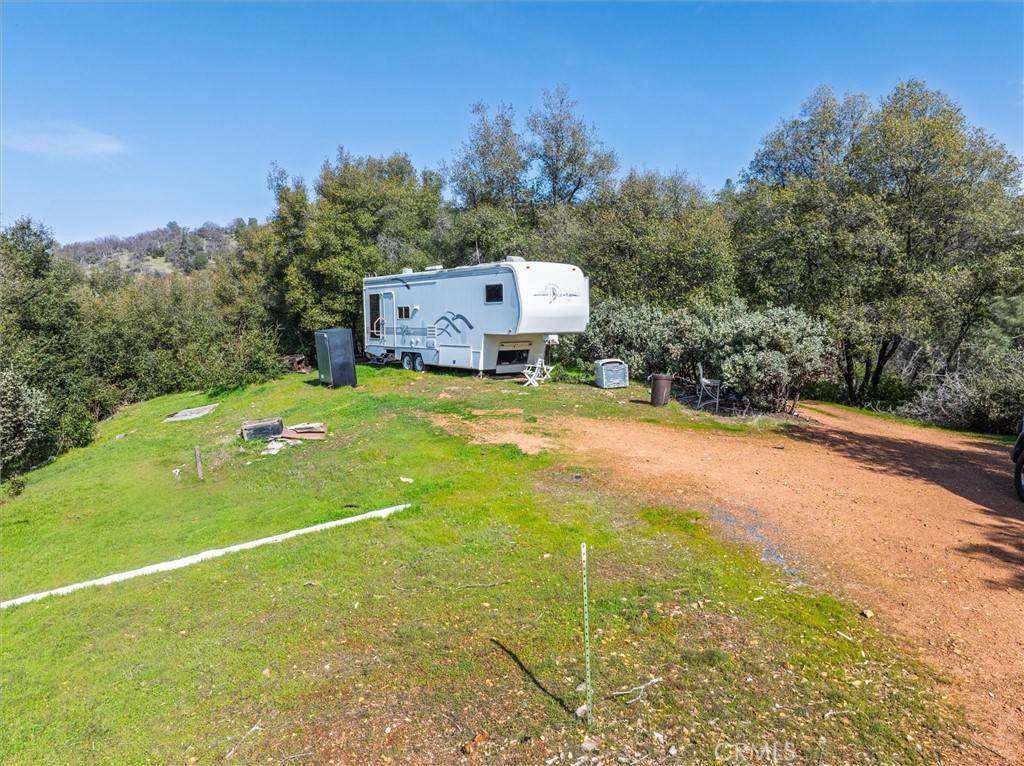Mariposa, CA 95338,5067 Lakeview RD