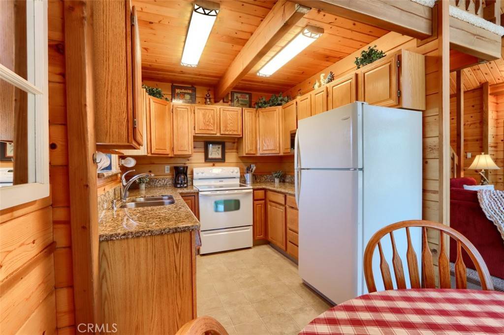 5027 Fox Creek RD Mariposa, CA 95338