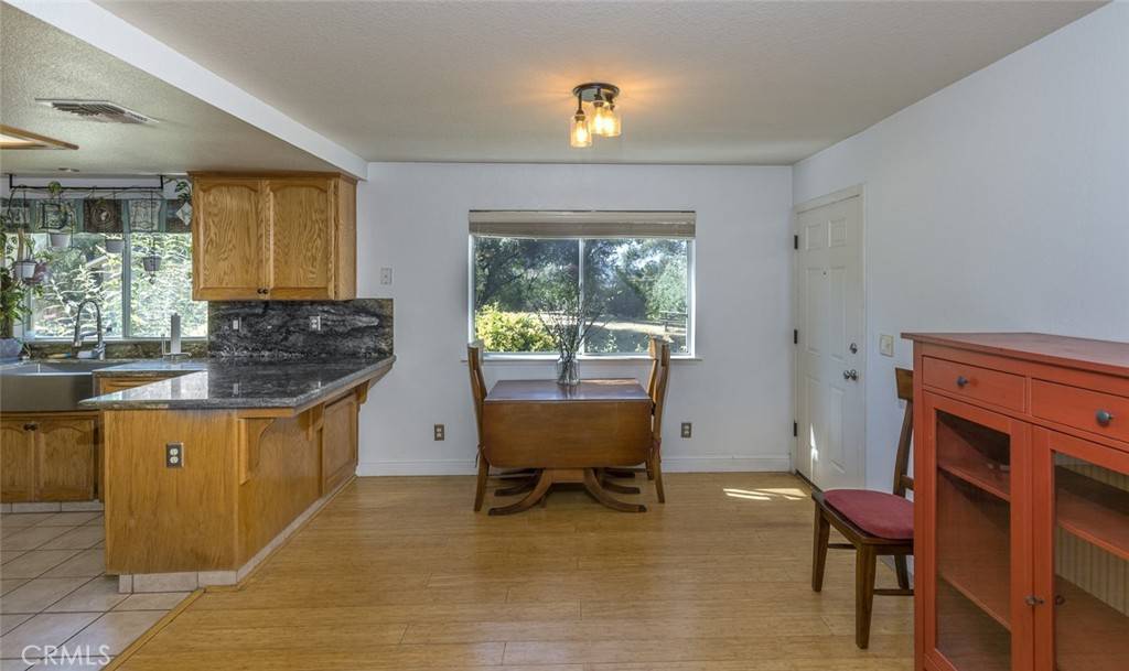 Ahwahnee, CA 93601,45315 Forest Ridge DR