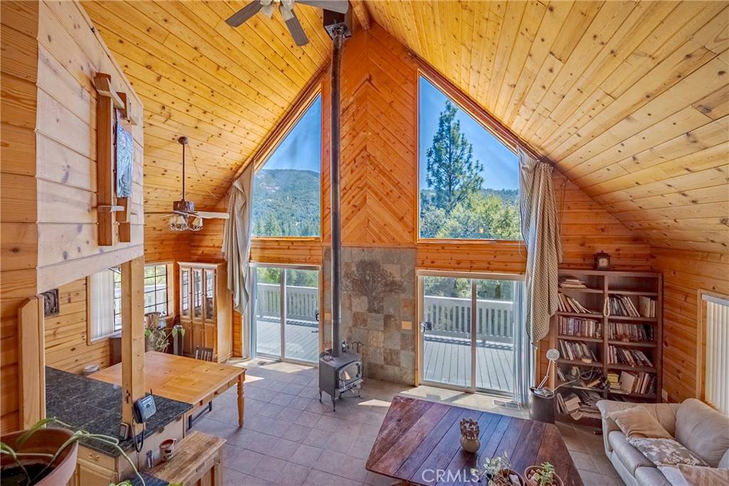 Mariposa, CA 95338,2471 Kokanee RD