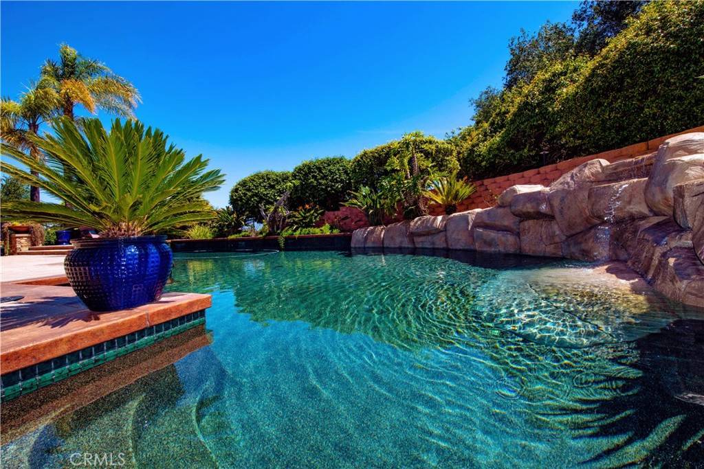 Escondido, CA 92026,28303 Crescent Hill WAY