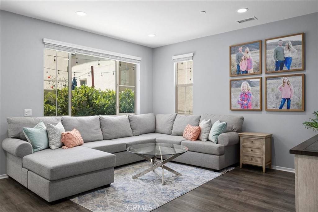 San Marcos, CA 92078,695 Gemstone DR