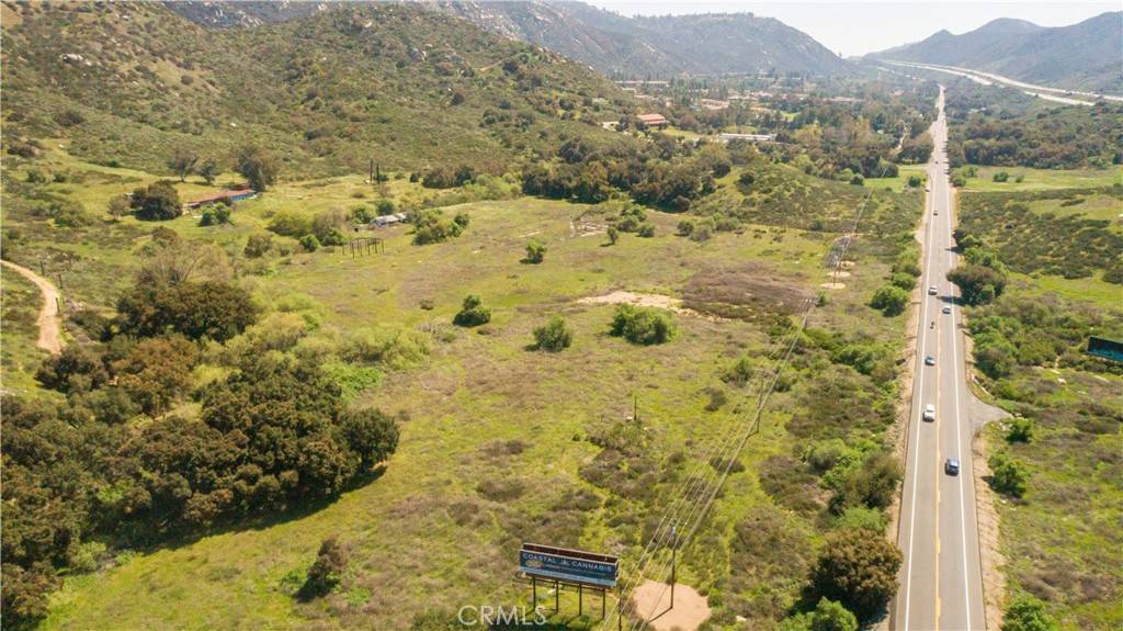 29255 Champagne BLVD Escondido, CA 92026