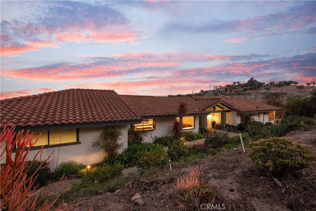 Fallbrook, CA 92028,5088 San Jacinto Circle West
