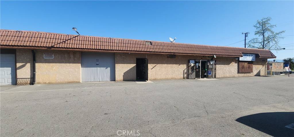 Fontana, CA 92335,8450 Tamarind AVE #A,B,C,D.