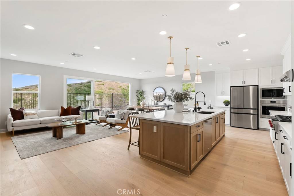 San Marcos, CA 92069,1238 Topanga Dr.