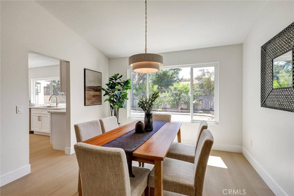 San Diego, CA 92129,9409 Aldabra CT