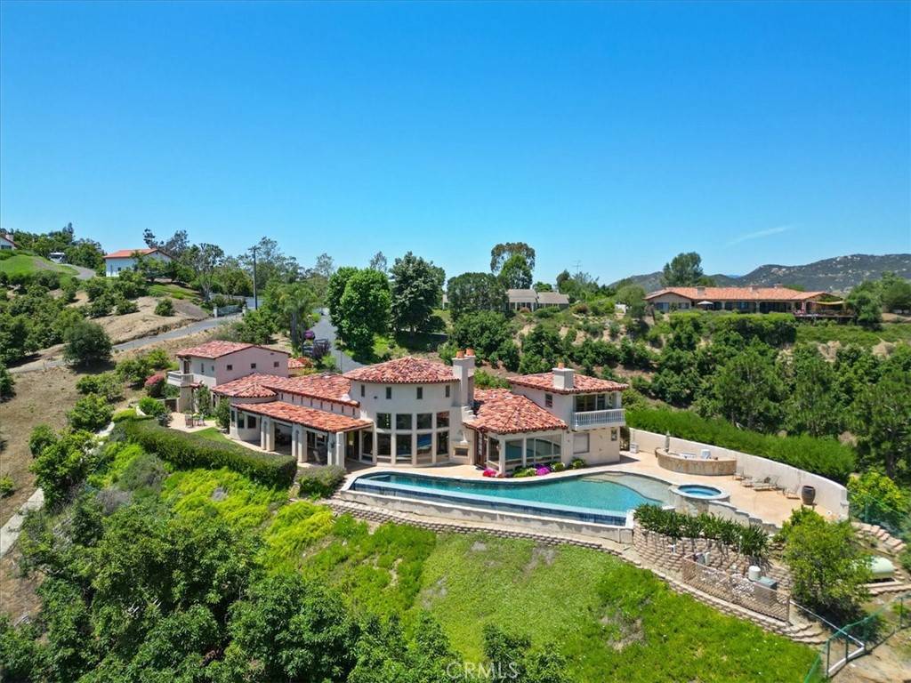 Fallbrook, CA 92028,1917 Santa Margarita DR